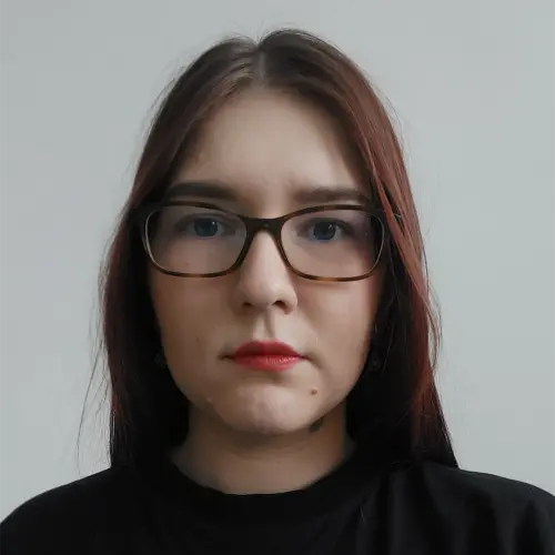 Анна Курицына
