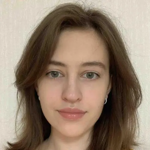 Александра Гоголева