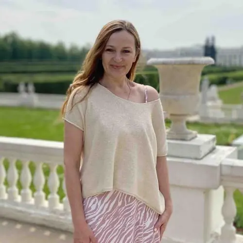 Лариса Степанова