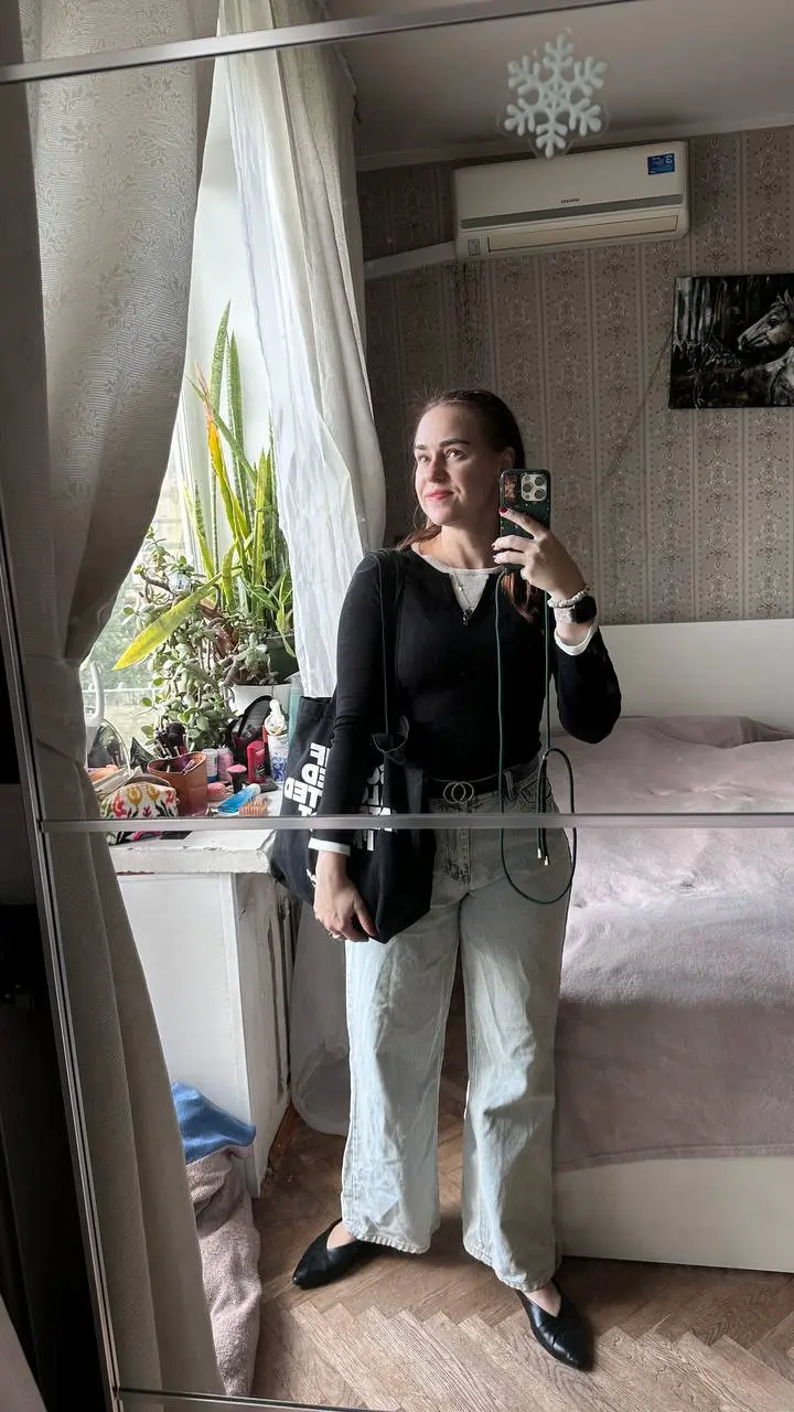 Я за последние пару лет очень полюбила наряжаться и иногда прям с завистью смотрю на блогеров, которые показывают свои луки, делятся артикулами и красуются перед камерой | Сетка — социальная сеть от hh.ru