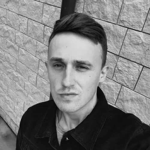 Владимир Попов
