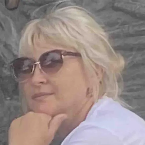 Наталия Попова