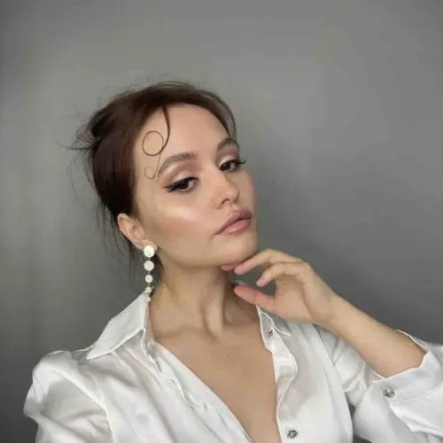 Юлия Черепанова