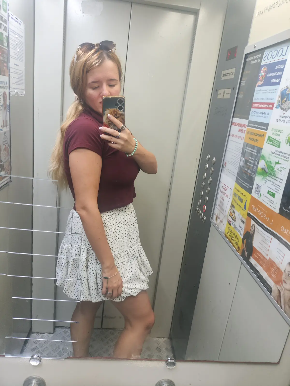 Провела две консультации по резюме
Сварила компот и испекла шарлотку 😁
Такая вот суббота ❤ | Сетка — социальная сеть от hh.ru
