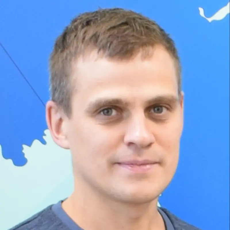 Александр Поршнев