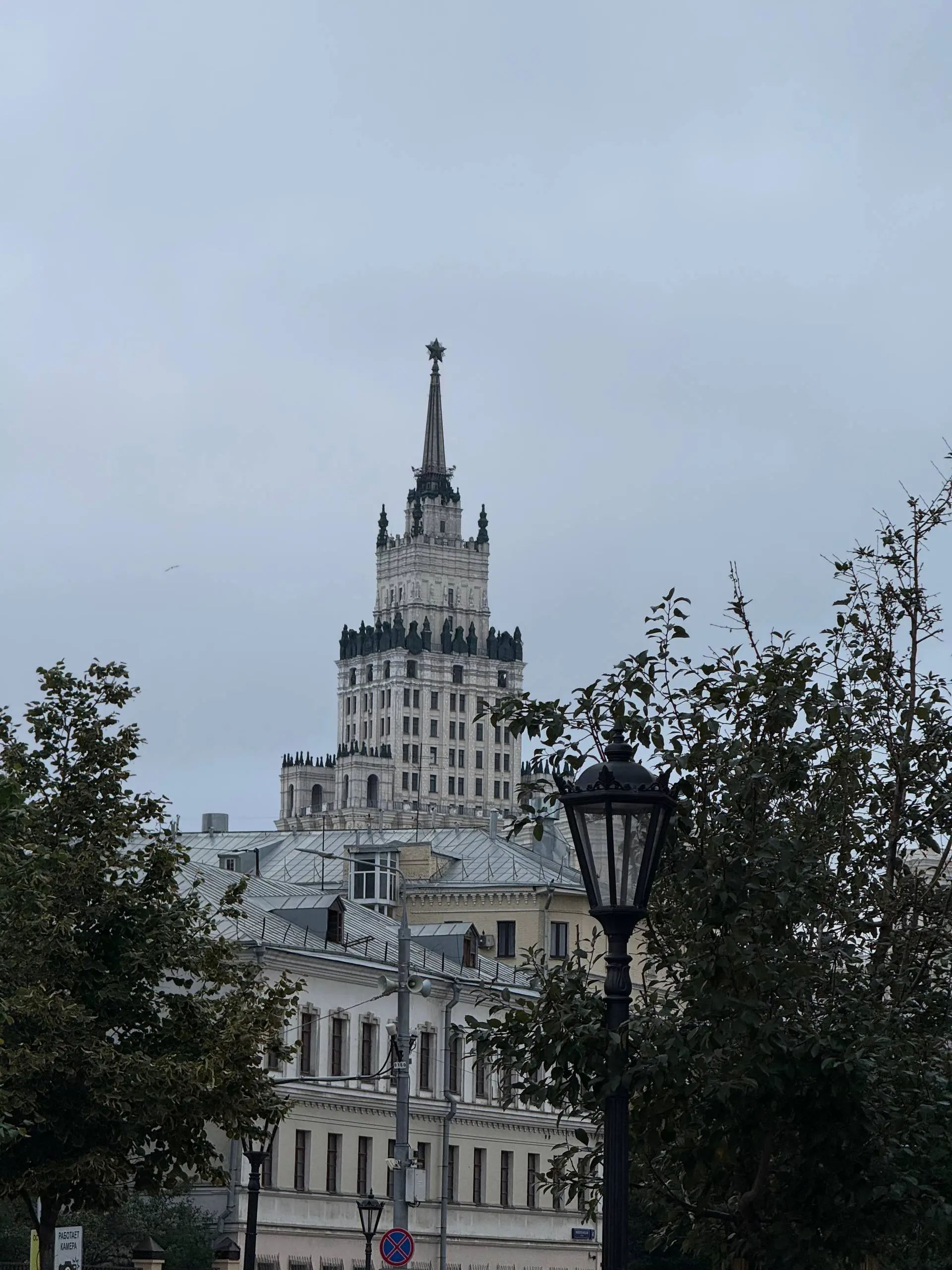 Шикарно съездил по маршруту Москва-Воронеж-Москва, душевно ❤️
Прокатился в купе на верхней полке, достали RAM из радиоэлектронной ловушки, встретился с многими крутыми людьми | Сетка — социальная сеть от hh.ru