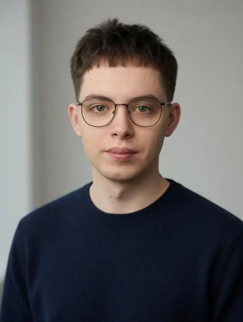 Михаил Костин