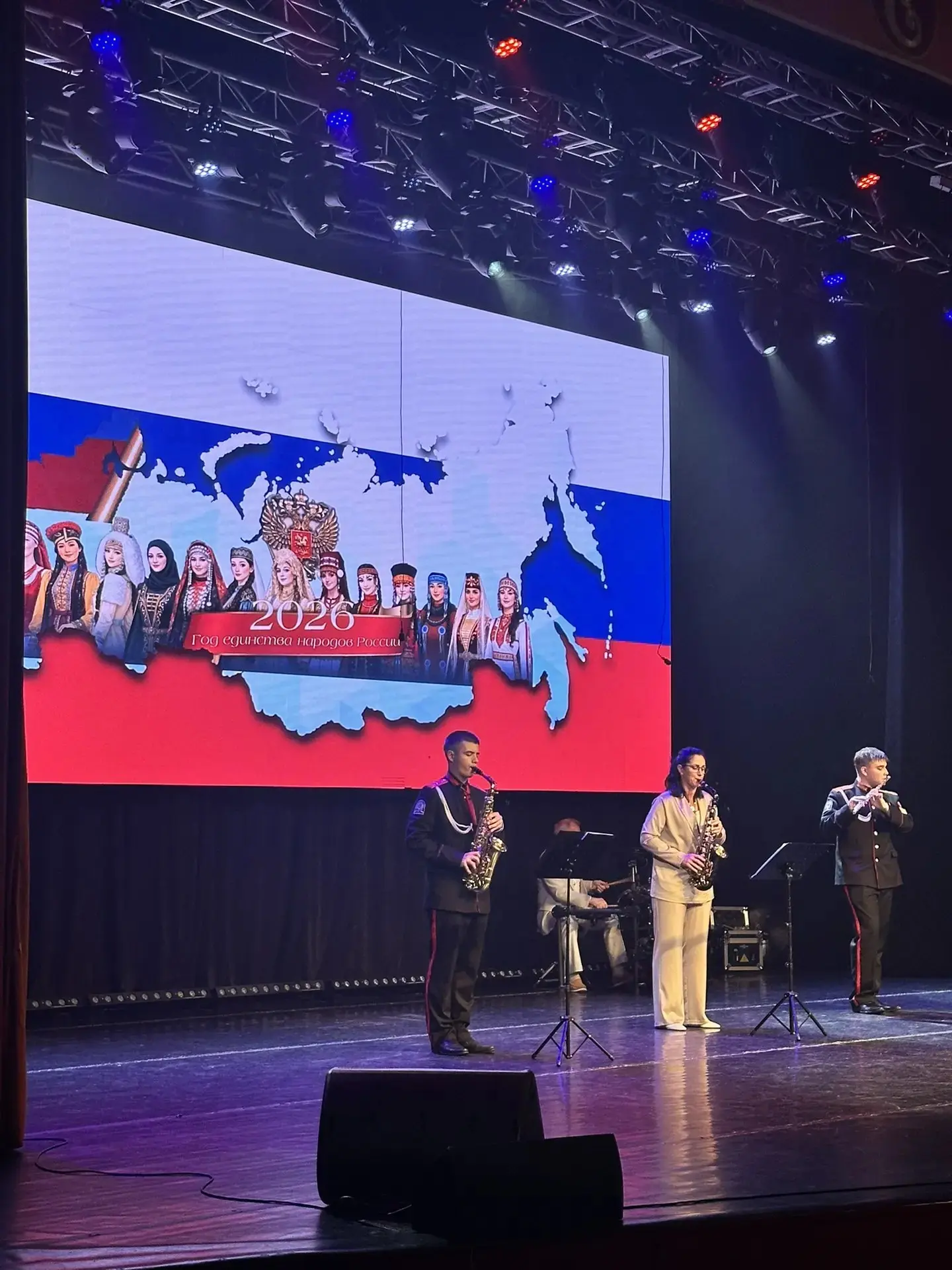 Петя и Алиса Орловы посетили Фестиваль «Царскосельские Осенины» в Доме Молодежи-Царскосельский | Сетка — социальная сеть от hh.ru