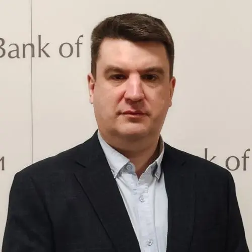 Александр Беззубов