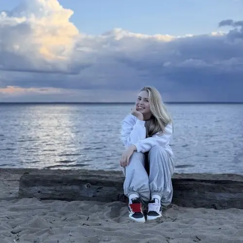 Елизавета Сенотова