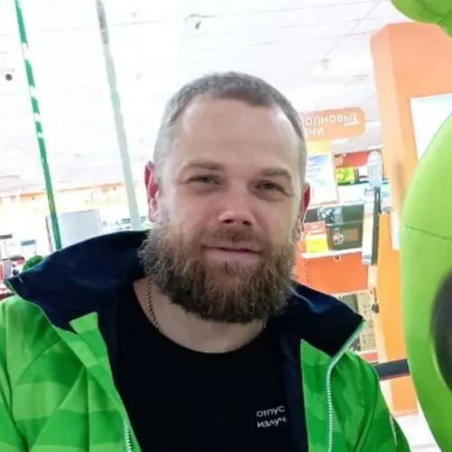 Дмитрий Тихомиров