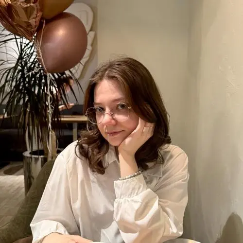 Полина Сазонова