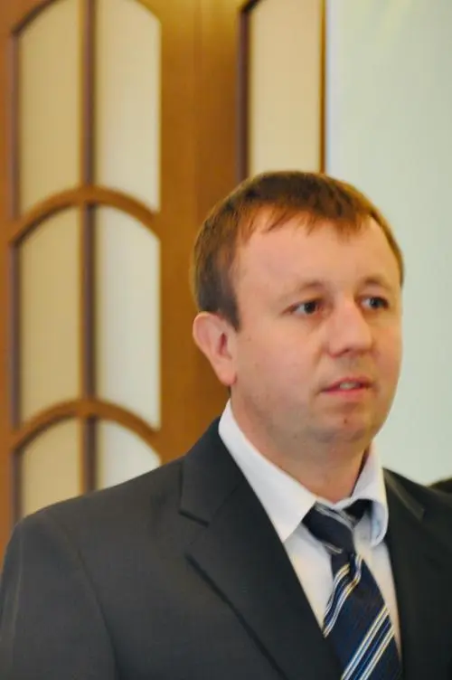 Виталий Белоус