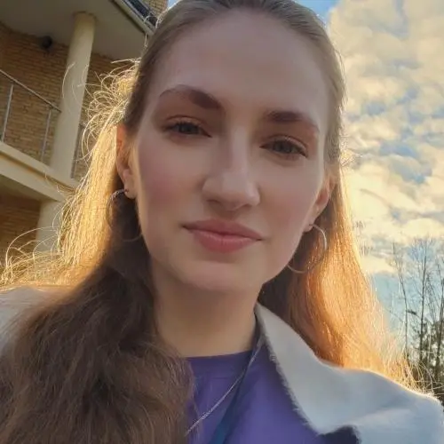 Анна Бронникова