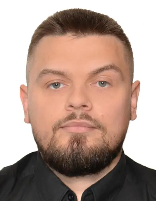 Илья Котов