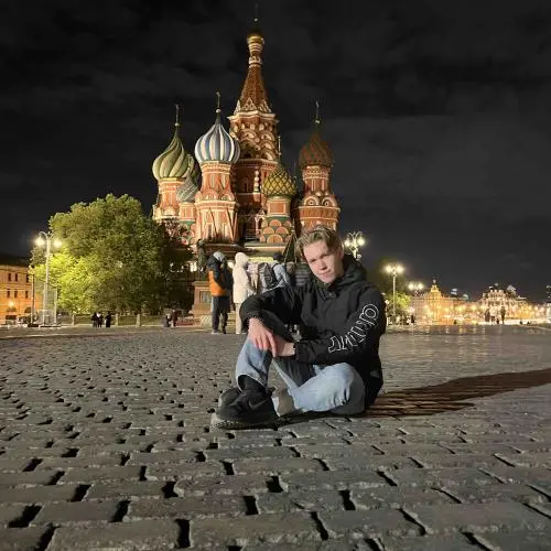 Александр Озеров