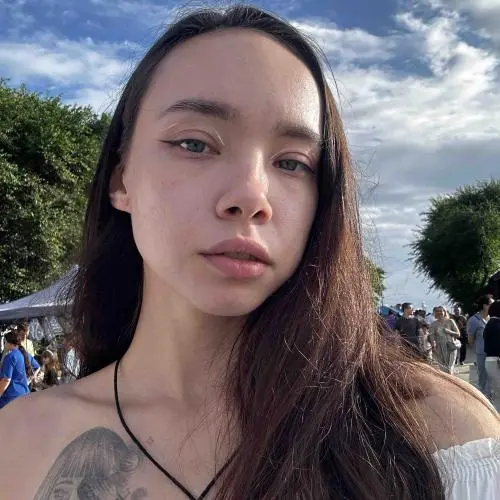 Ангелина Замятина