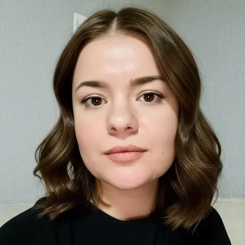 Анна Шолохова