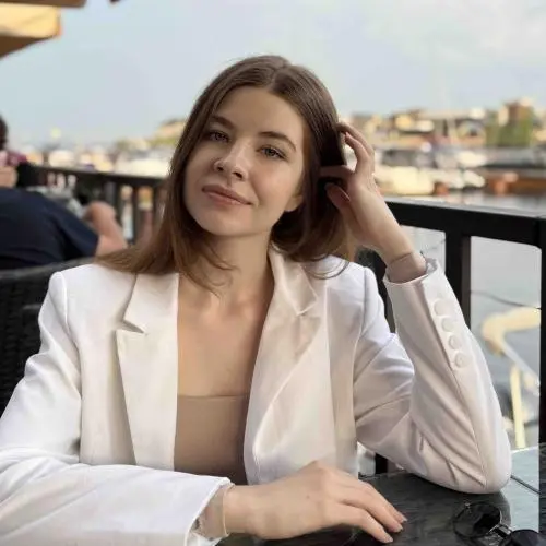 Ирина Максимова