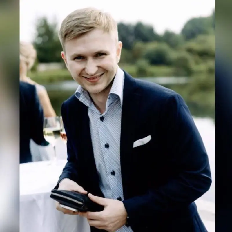 Дмитрий Тимохов