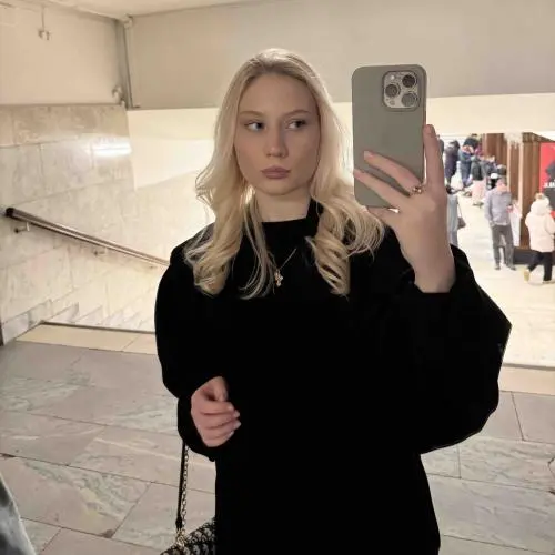Алина Уварова