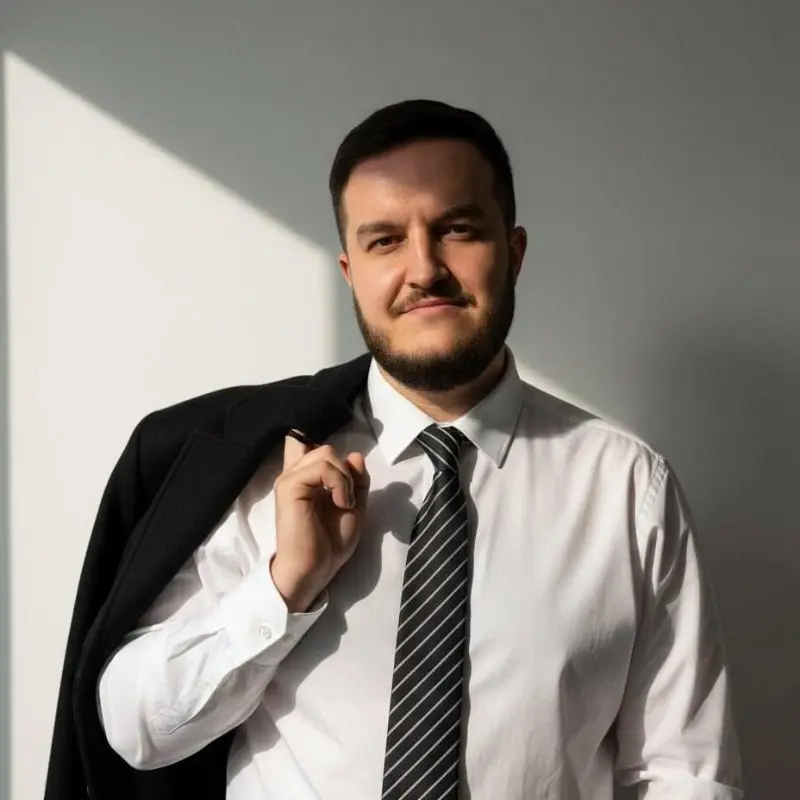 Валентин Ахмедов