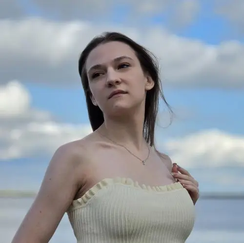 Валерия Зенова