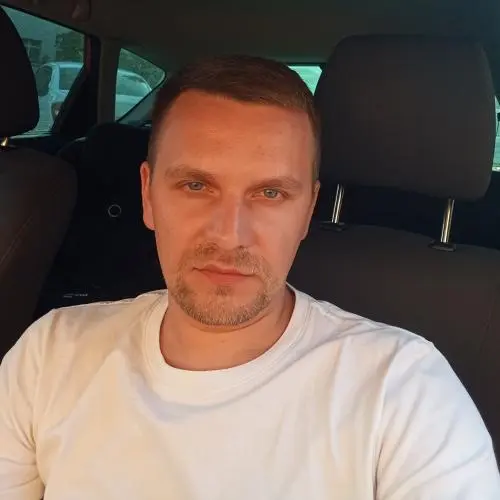 Антон Усенко