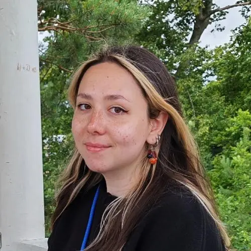 Карина Давлатова
