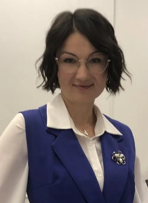 Елена Лысенко