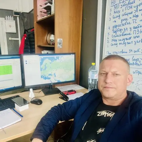 Дмитрий  Ефремов