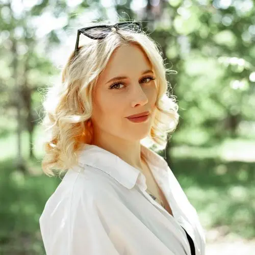 Кристина Своякова