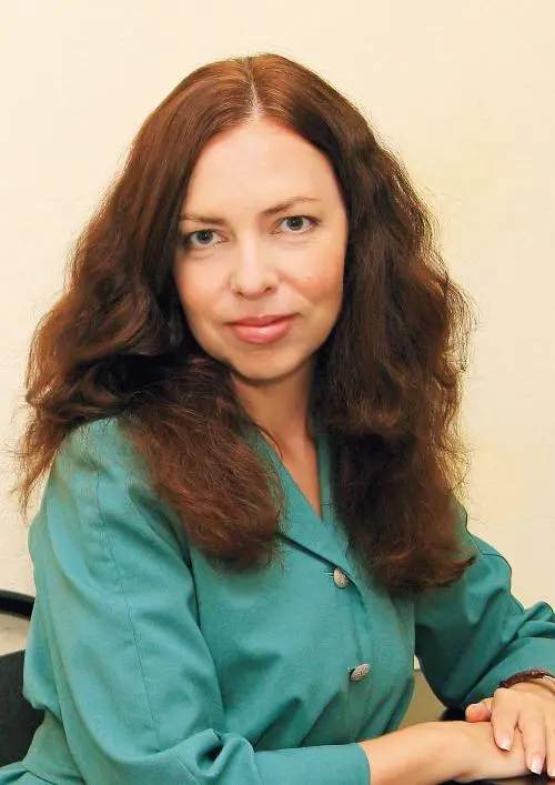 Анна Апухтина
