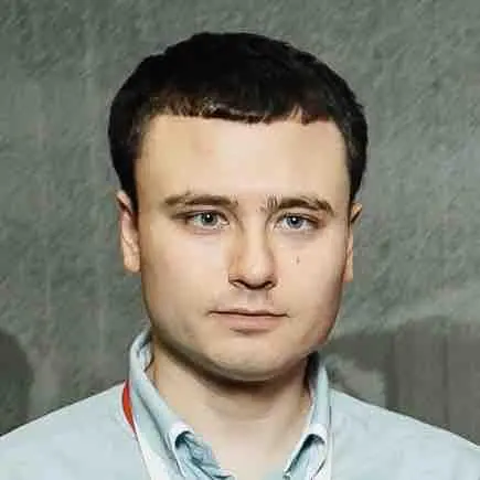 Юрий Лавров