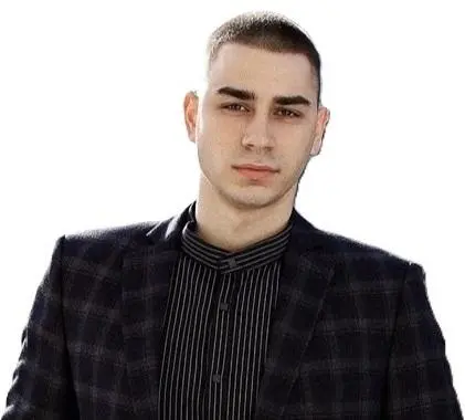 Никита Захаров
