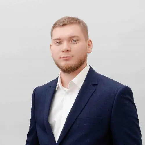 Искандер Харрасов