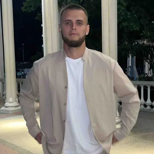 Дмитрий Скубко