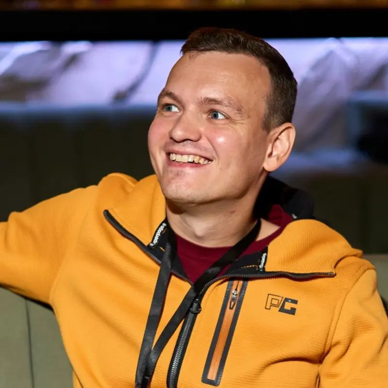Дмитрий Иванов