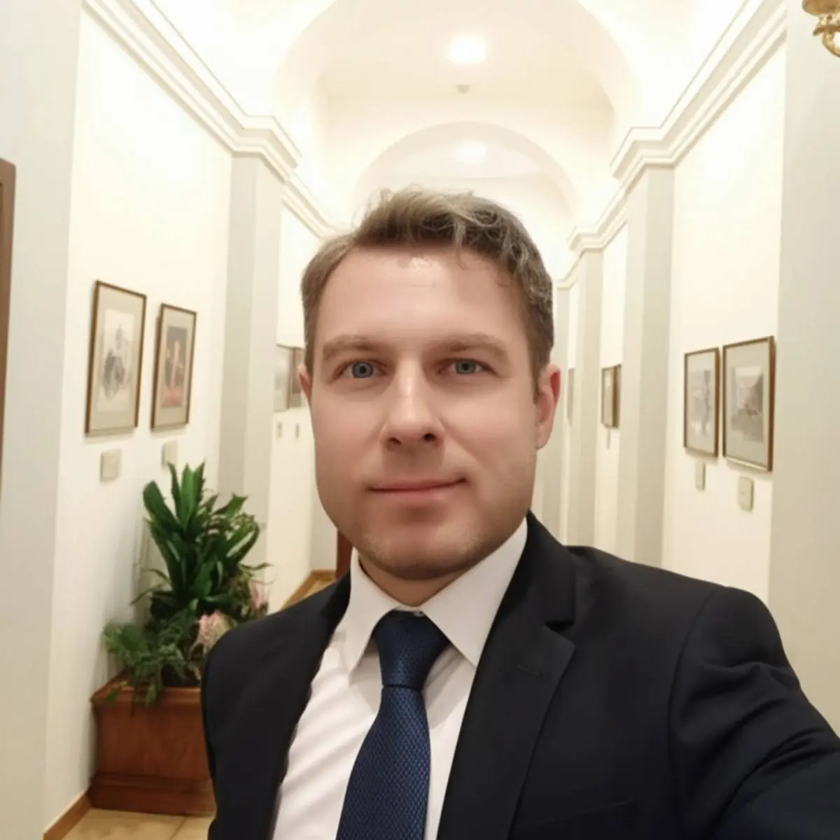 Артём Павлов