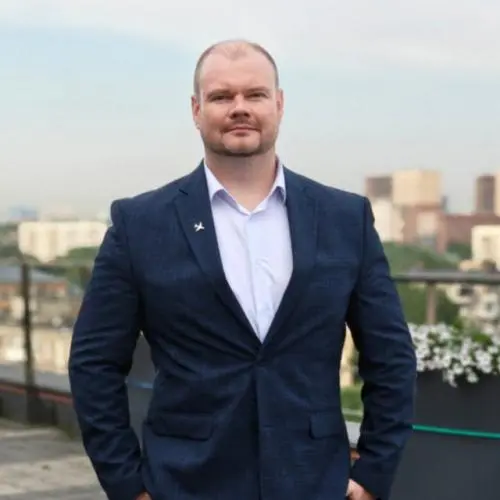 Михаил Русинов