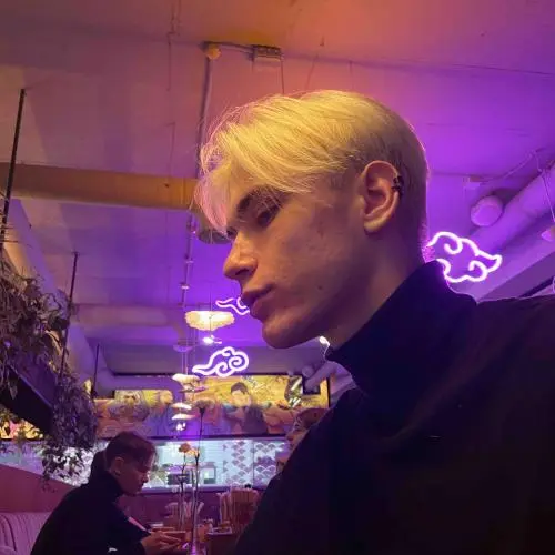 Александр Калюжный
