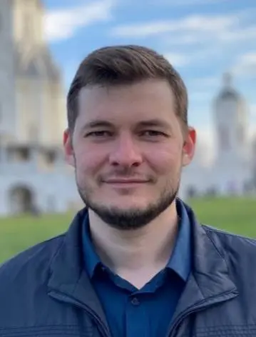 Артур Демидов