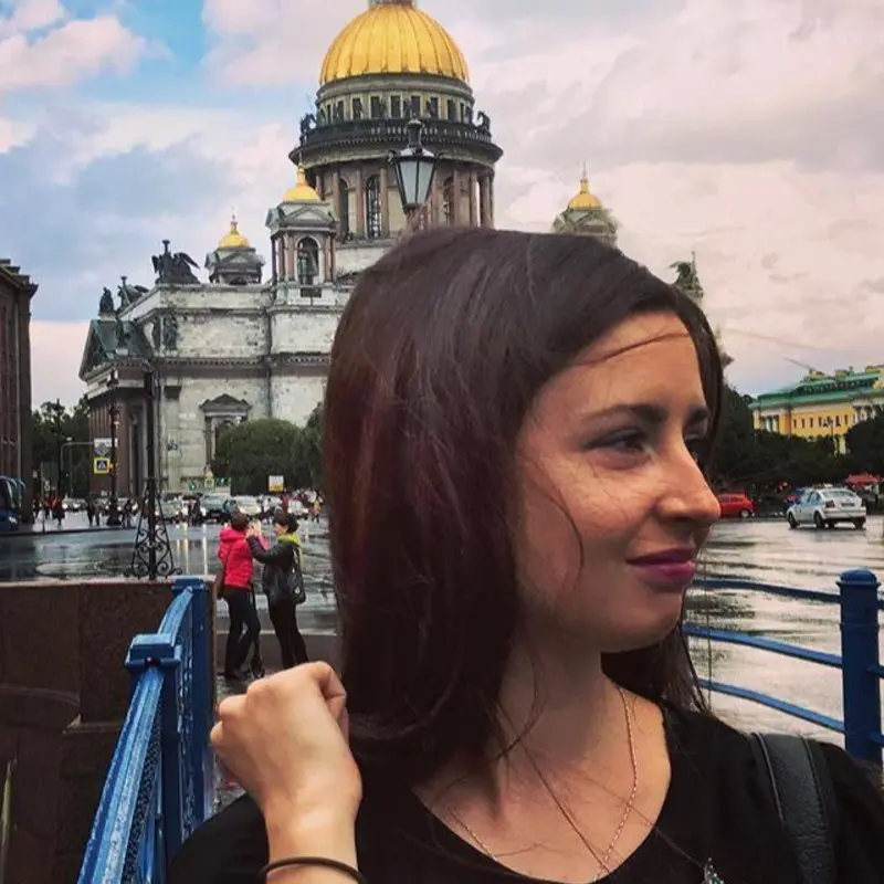 Анна Голикова