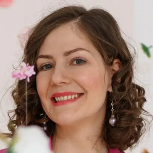 Анна Макарова