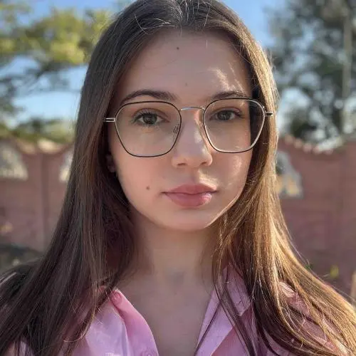 Эльмаз Аметова