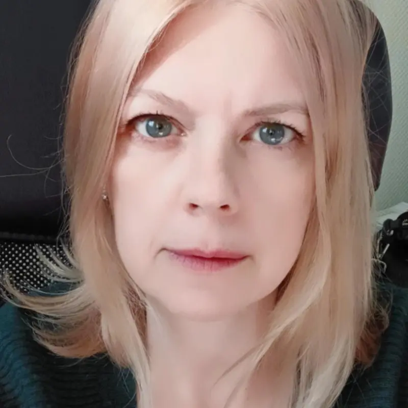 Светлана Комиссарова