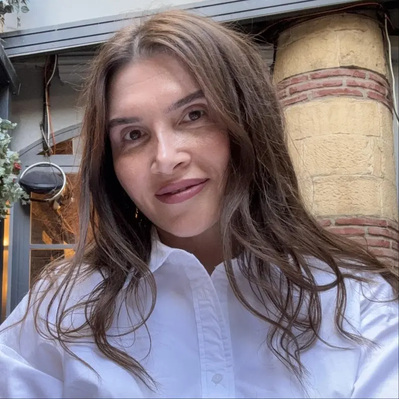 Офелия Эфендиева