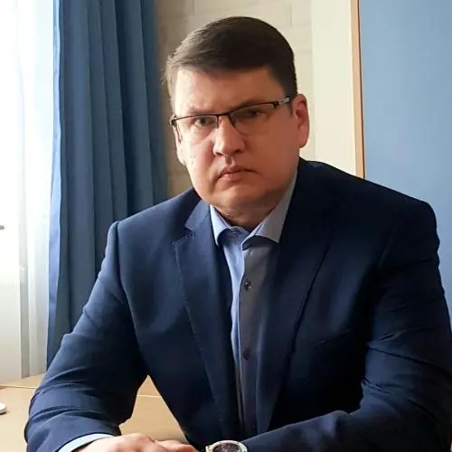 Олег Ермолаев