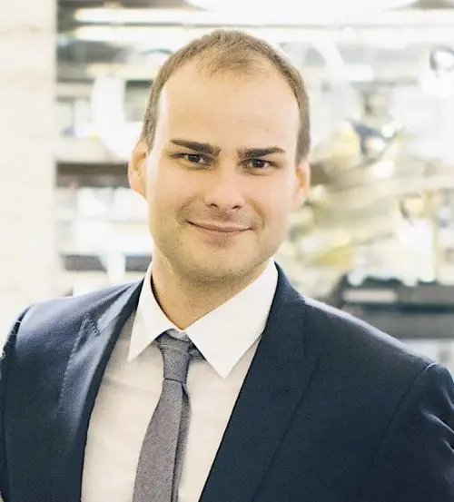 Максим Васильев