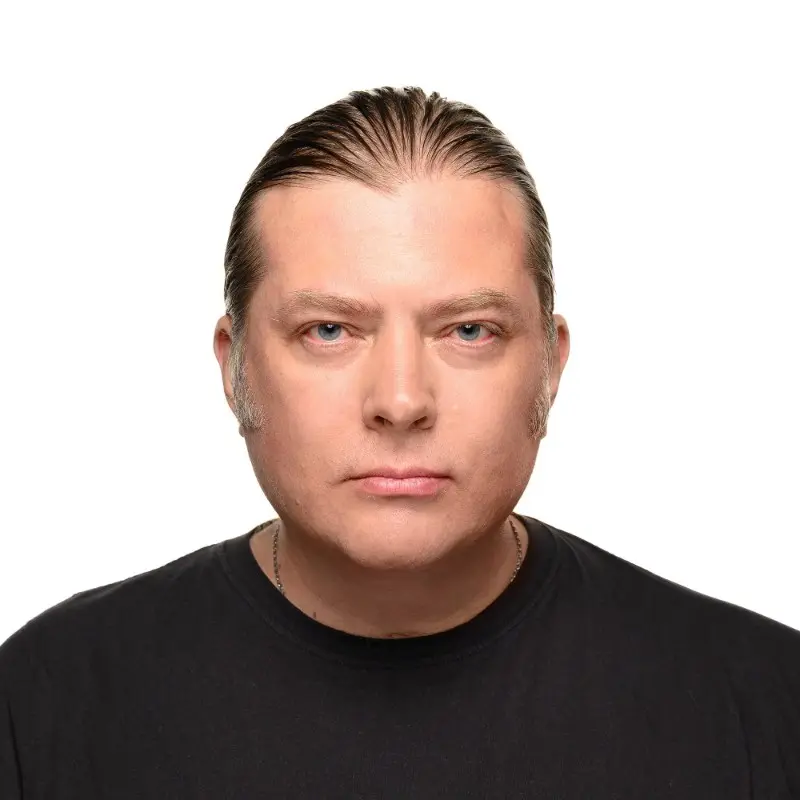 Коломийцев Денис